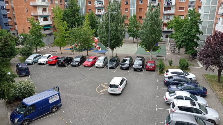 Espacio cubierto y mejora en la plaza Gipuzkoa